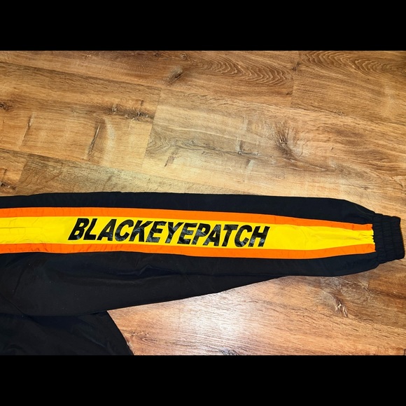 BlackEyePatch Training Track Pants, M - Picture 3 of 5